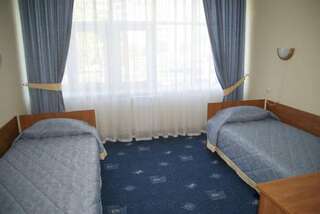Гостиница Салют Белгород Стандартный двухместный номер с 1 кроватью или 2 отдельными кроватями-5